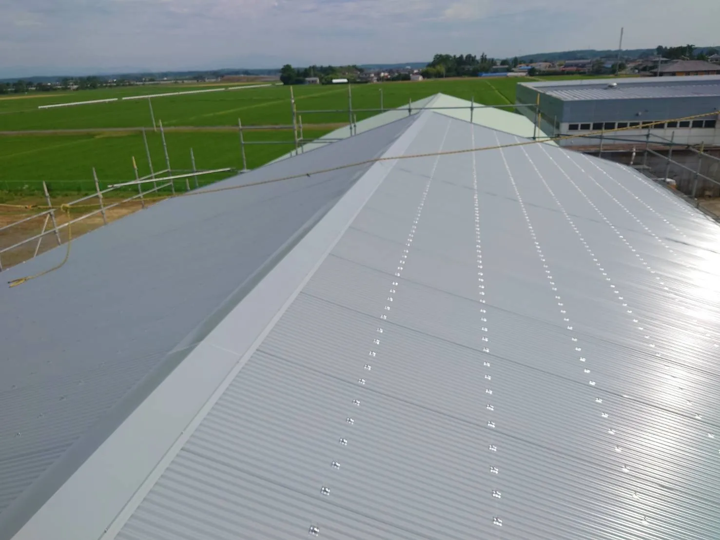 倉庫屋根改修工事