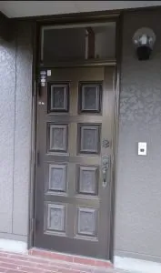 施工前 玄関ドア