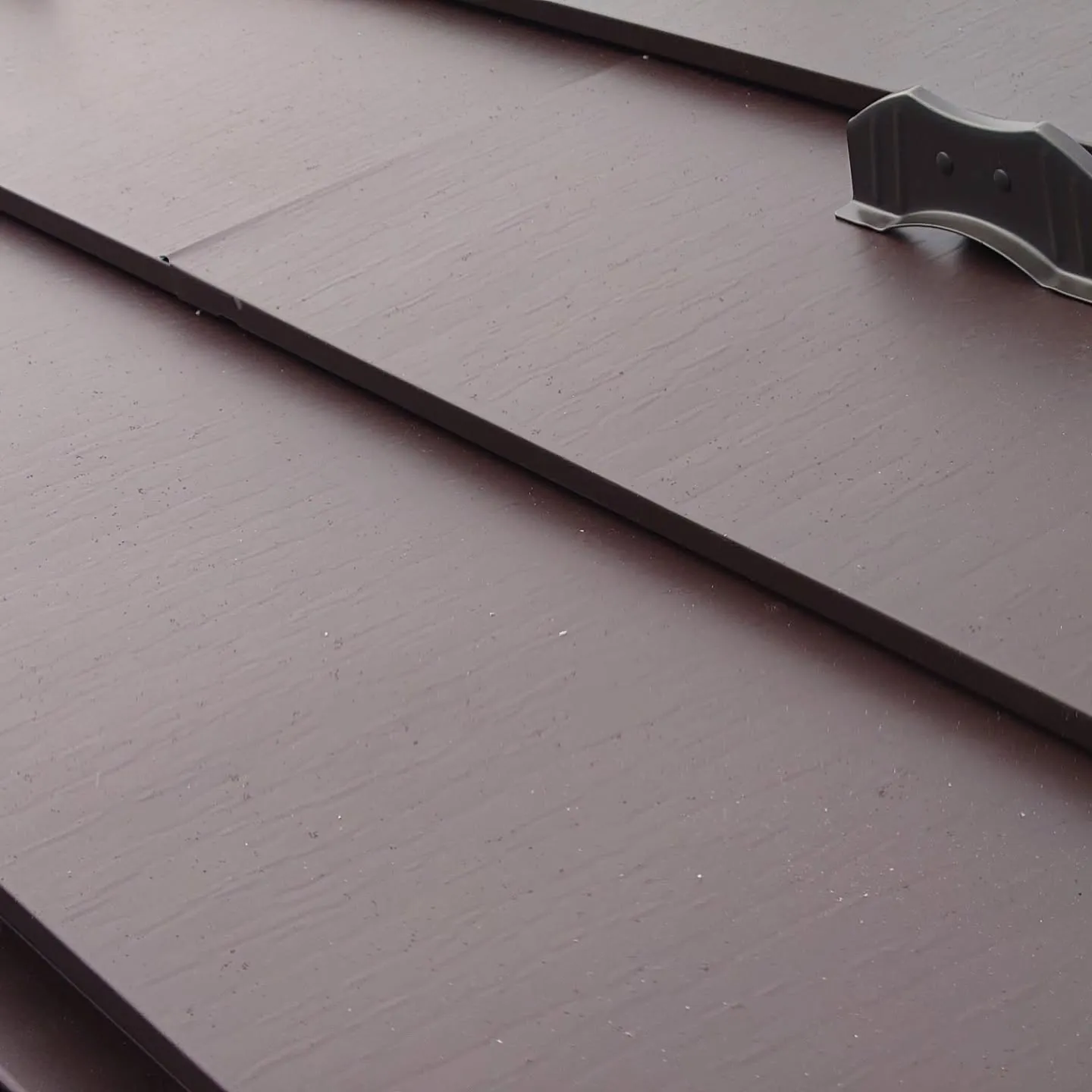 屋根カバー工法。